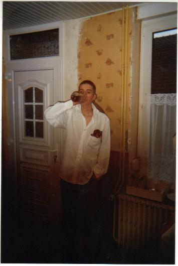 la c damien un gas qui etai avec moi en menuiserie